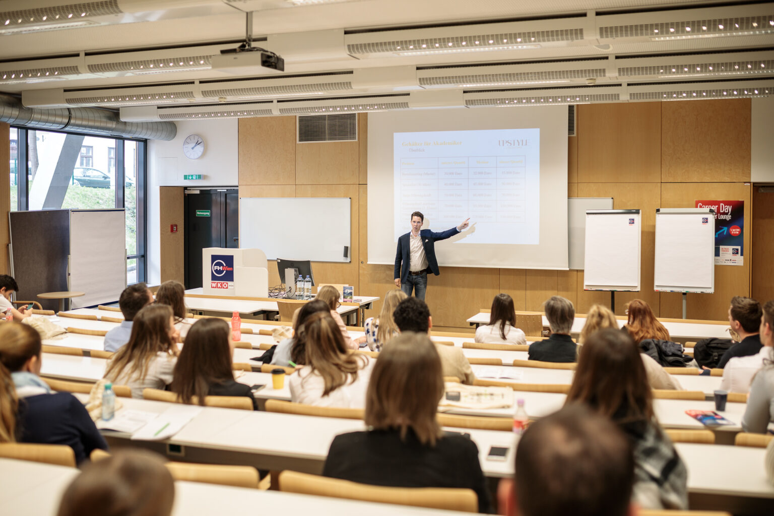 Starting into professional life successfully - Career Week from October ...